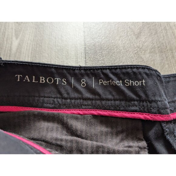 Talbots Womens Black Perfect Shorts Size 8 Cotton Blend Mid-Rise Knee-Length - Picture 2 of 3